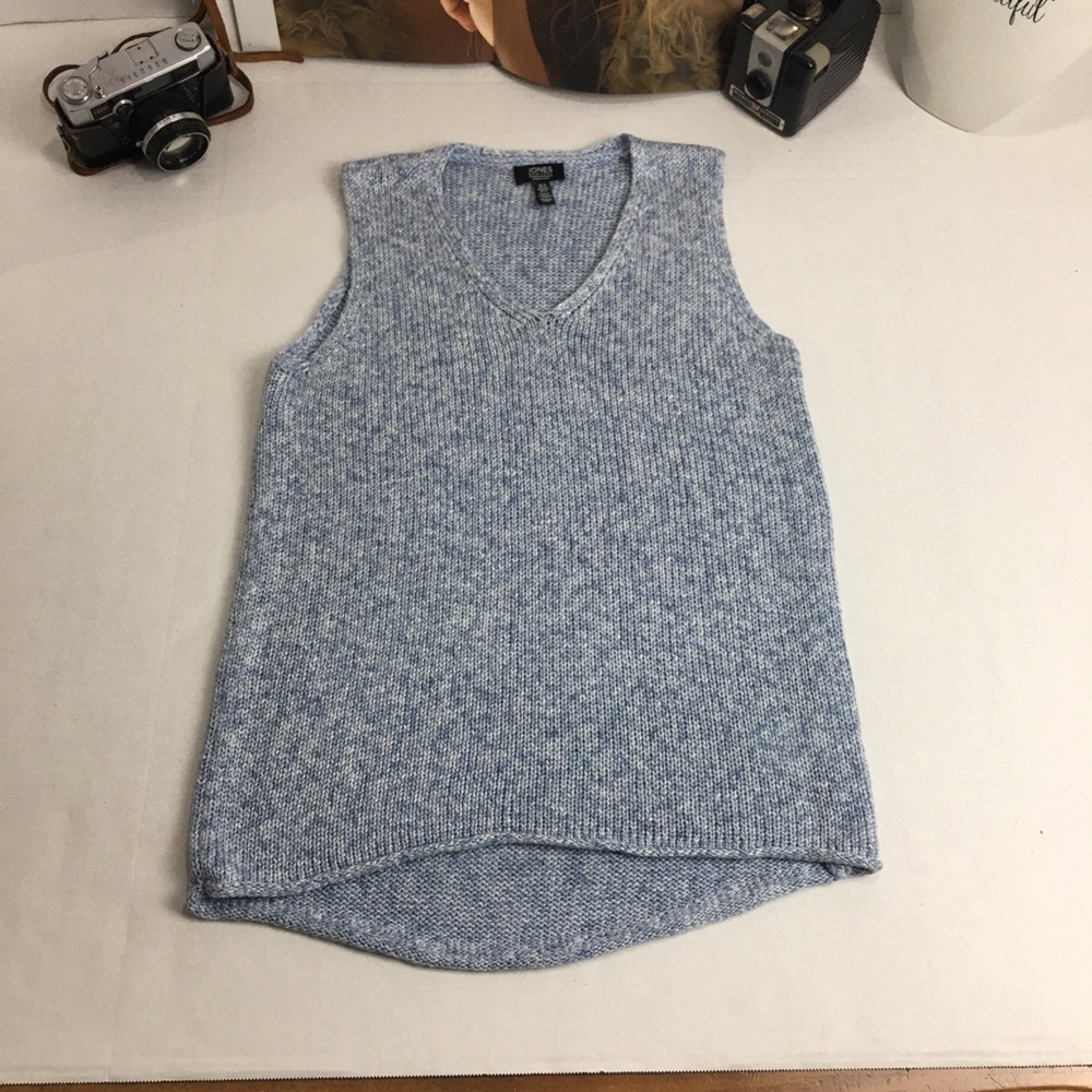 90s Minimalist Textured Sweater Vest | Coastal Grandpa Core Tank Jones New York - Picture 2 of 10